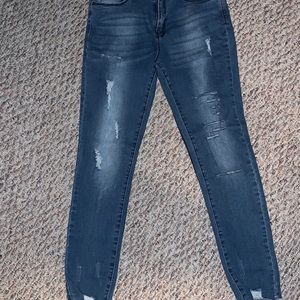 skinny ripped jeans